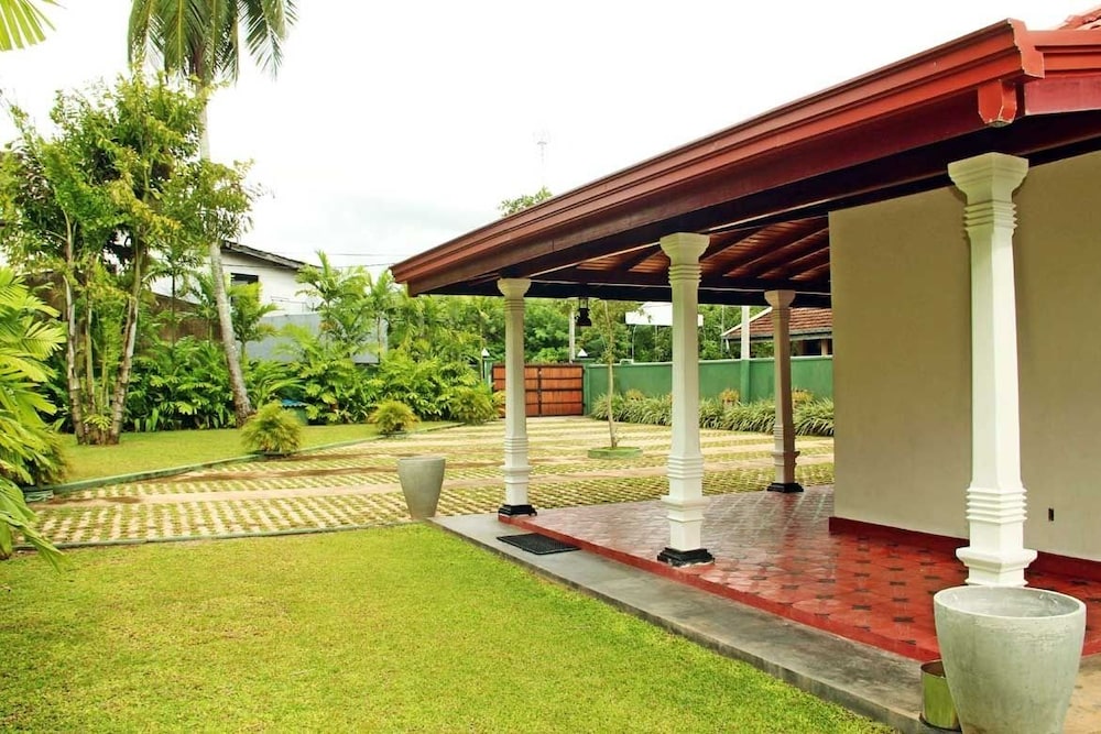 Thotiya Villa 23/29