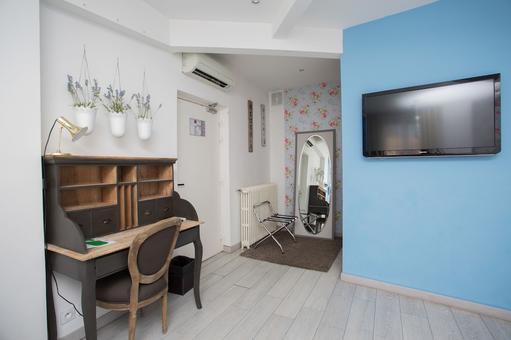 Hotel Mademoiselle 32/50