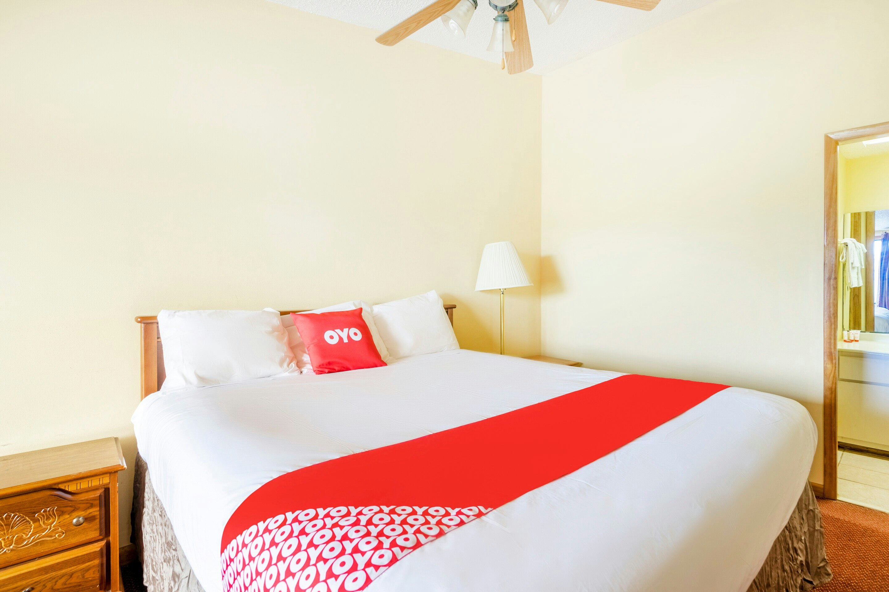 OYO Hotel Daleville AL Hwy 84 35/75