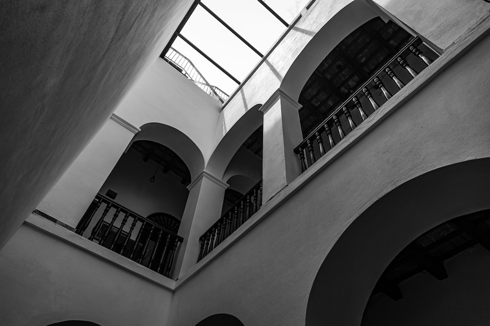 352 Guest House Hotel Boutique 6/50