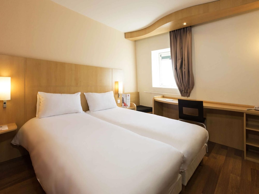 Ibis Lille Lomme Centre 14/50
