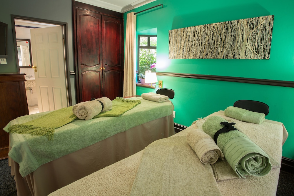 Court Classique Suite Hotel 13/50