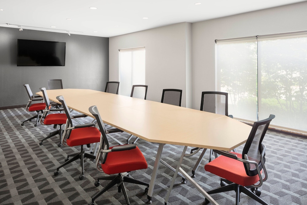 Towneplace Suites By Marriott Bangor 46/57