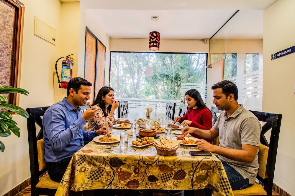 Fabhotel Corporate Crown Koramangala 26/32
