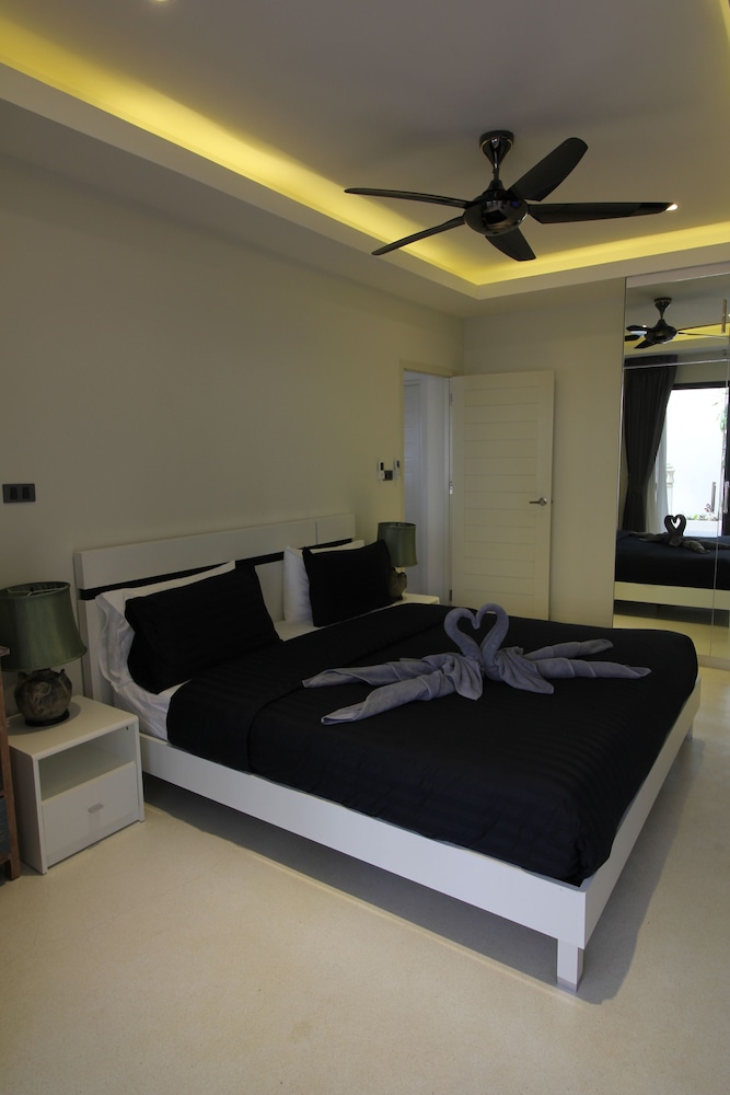 Baan Seaview Hoilday Villas 10/50