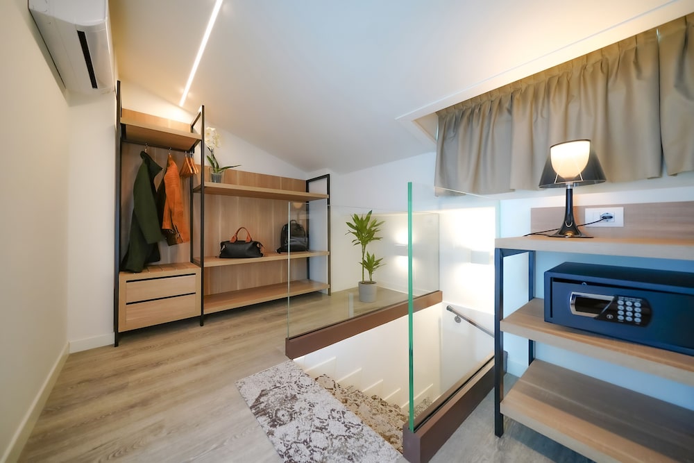 Bergamo Inn 15 24/45