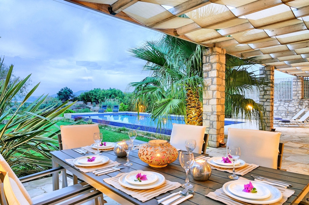 CRETAN MANSION 20/46