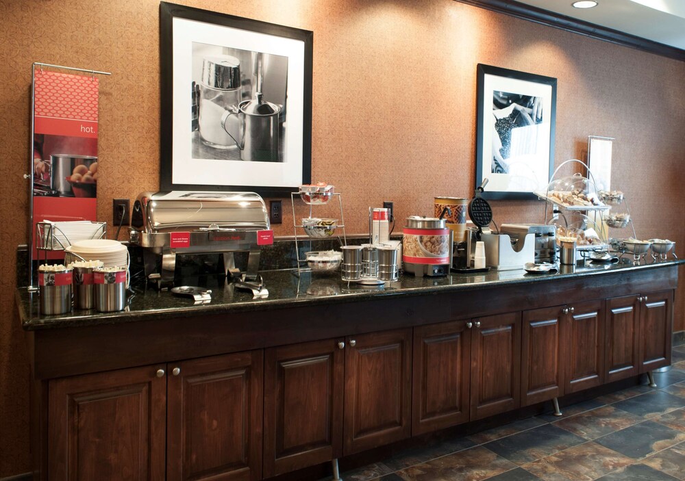 Hampton Inn & Suites Pinedale 32/42