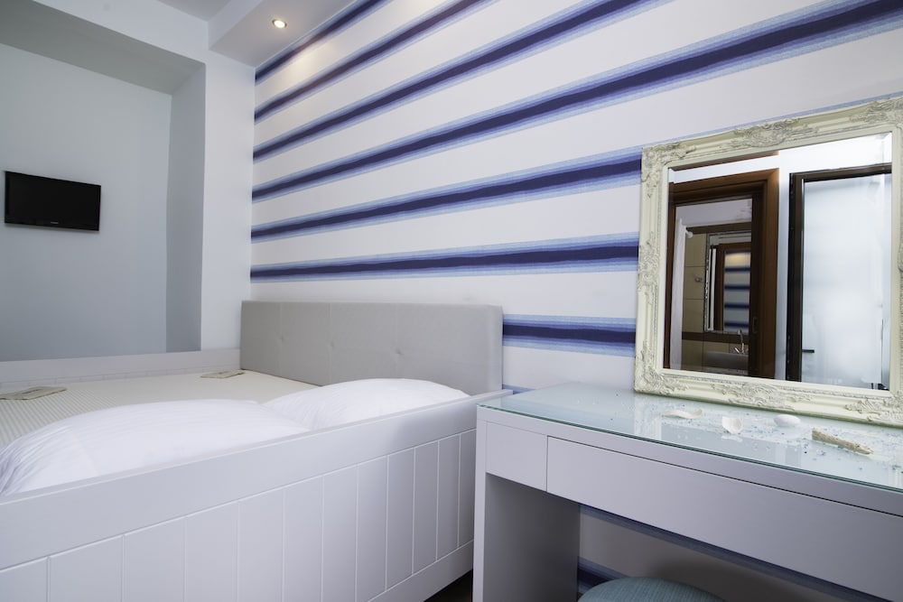 Kamelia Hotel 25/50