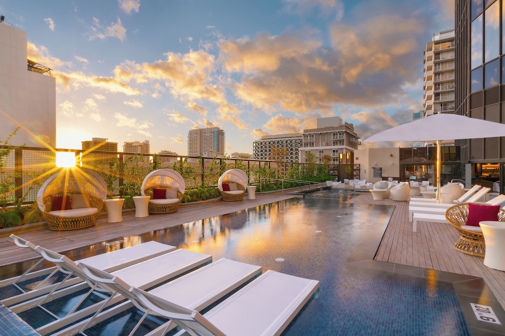 HYATT CENTRIC WAIKIKI BEACH 43/69
