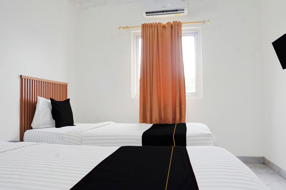 Hotel O near Transmart Padang (formerly Sulaiman Residence) 33/62