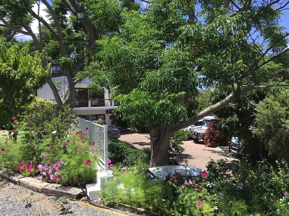 Ocean Golf Guest House 40/50