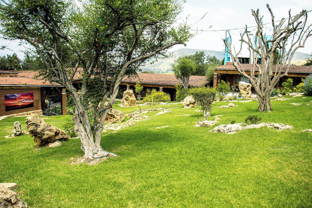 Hotel Matea Inn 35/39
