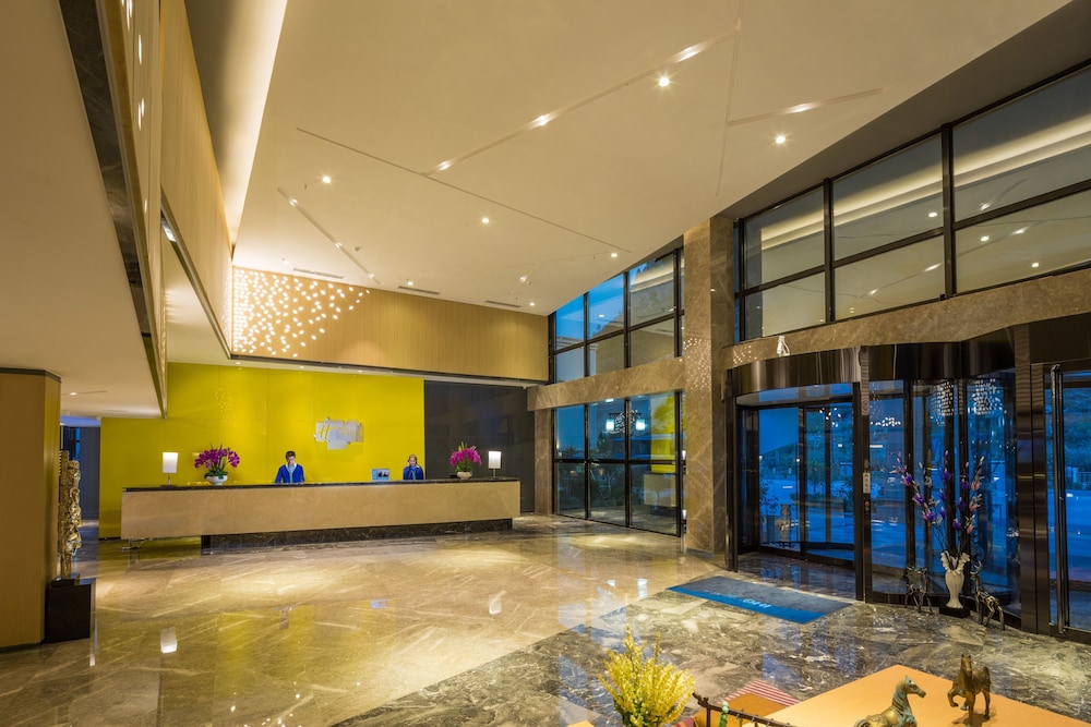 Holiday Inn Express Daocheng Yading 7/67