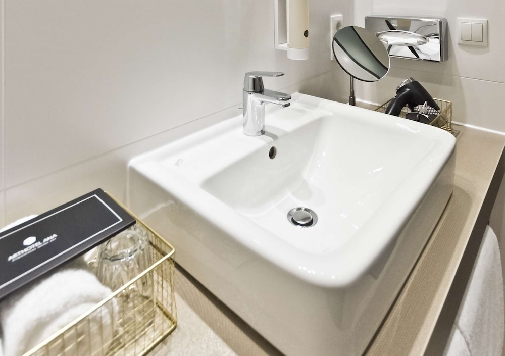 elaya hotel munich city, Trademark Collection by Wyndham 14/48