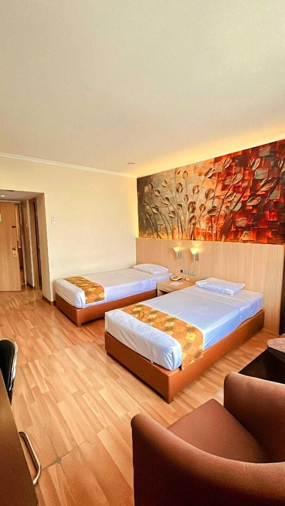 Riyadi Palace Hotel 30/61