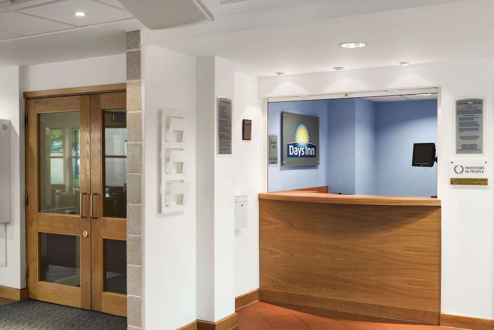 Days Inn by Wyndham Cannock Norton Canes M6 Toll 4/24