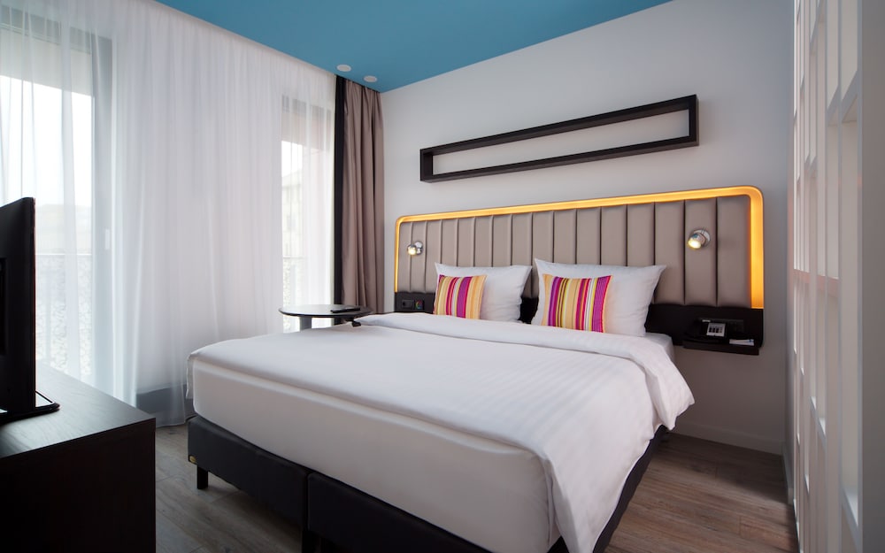 PARK INN BY RADISSON RESIDENCE RIGA BARONA 13/68