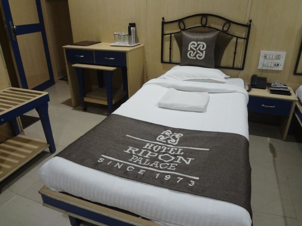 Oyo Rooms Mumbai Central 12/20