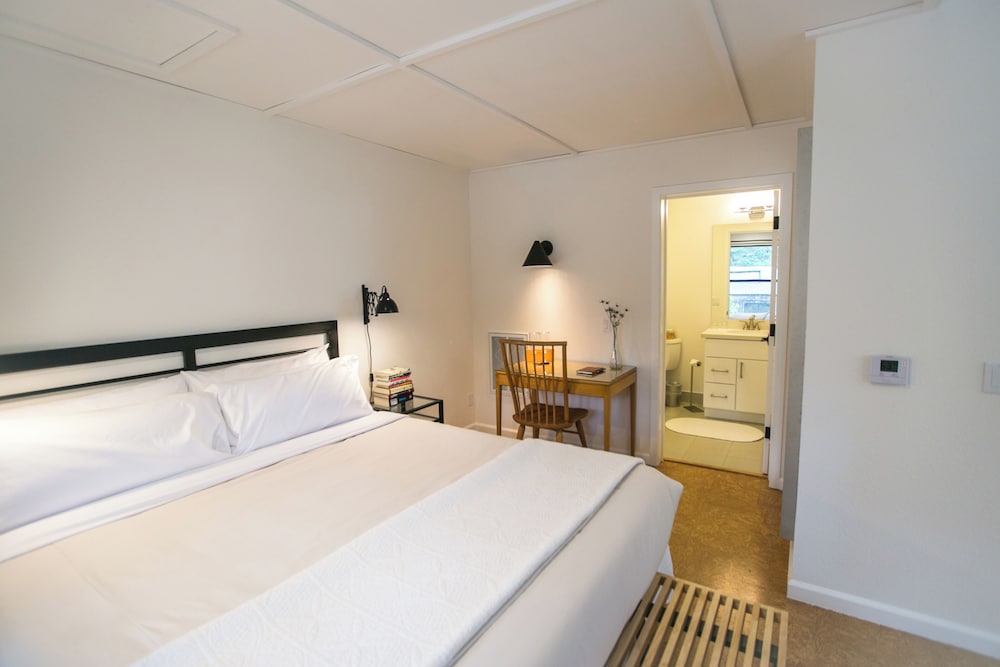 Junior Suite, Lodge, King Bed