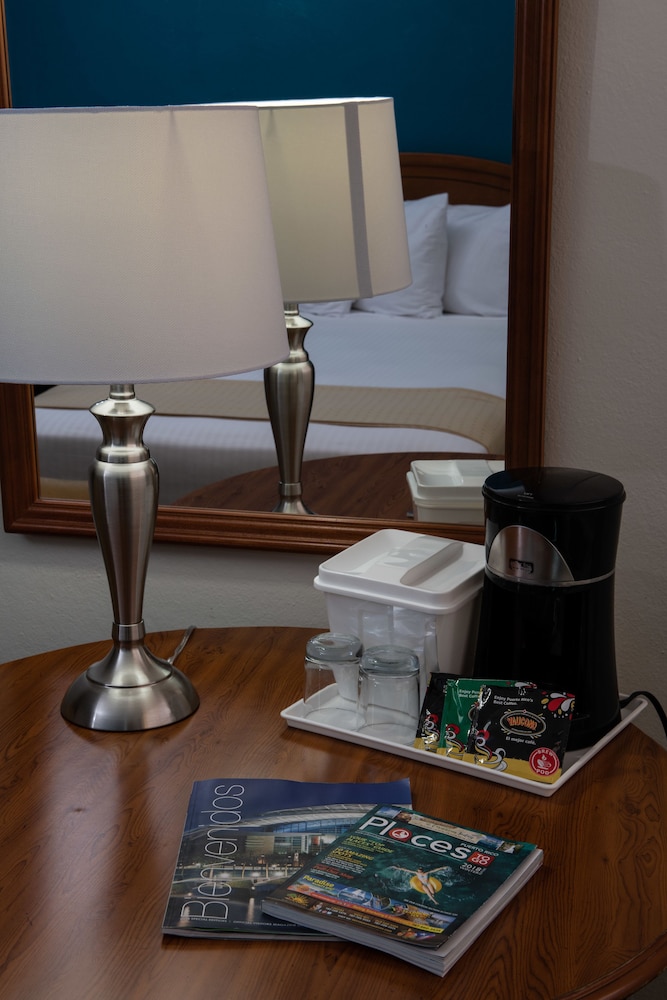 Spark by Hilton Ponce 25/55