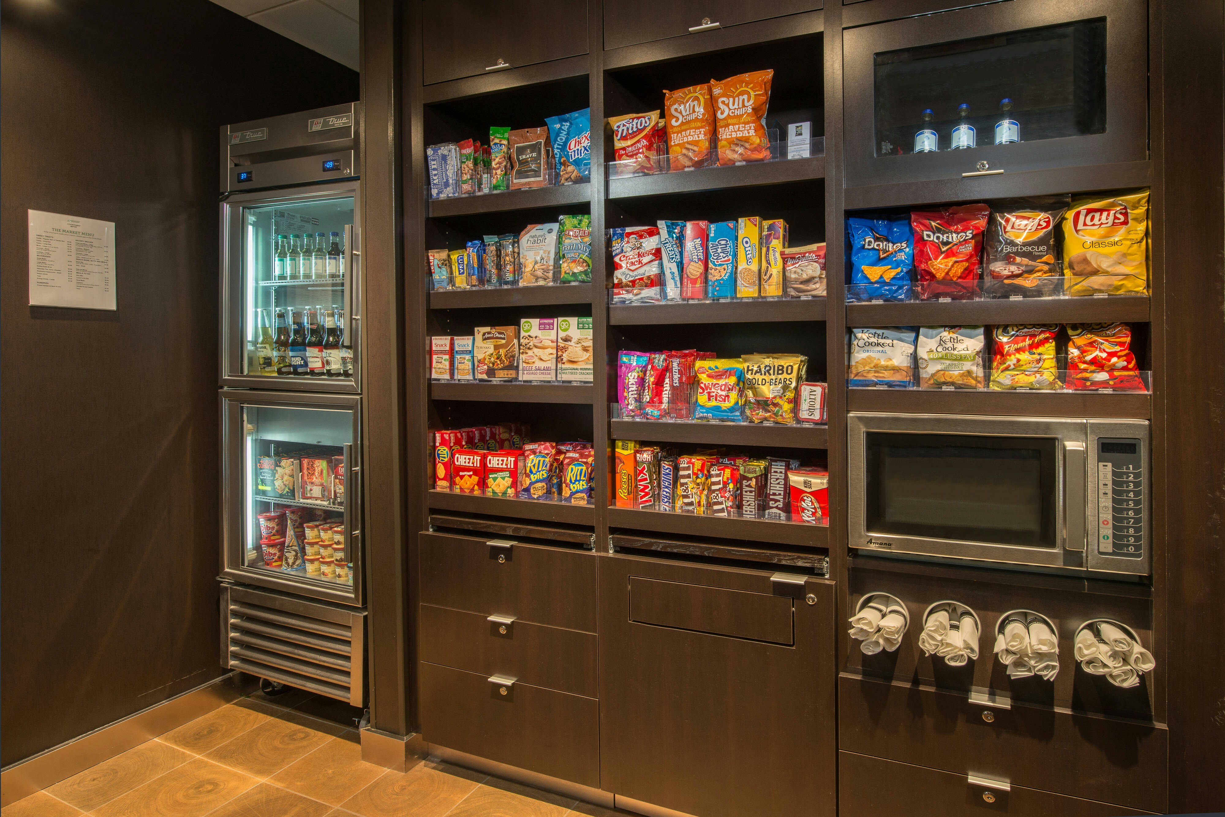 Courtyard By Marriott Hershey Chocolate Avenue 8/21