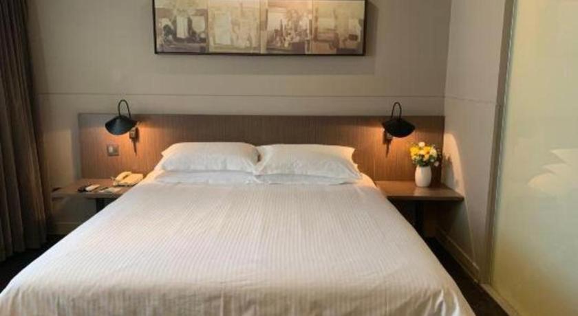 Jinjiang Inn Select (Nanjing South Railway Station North Square) 25/43
