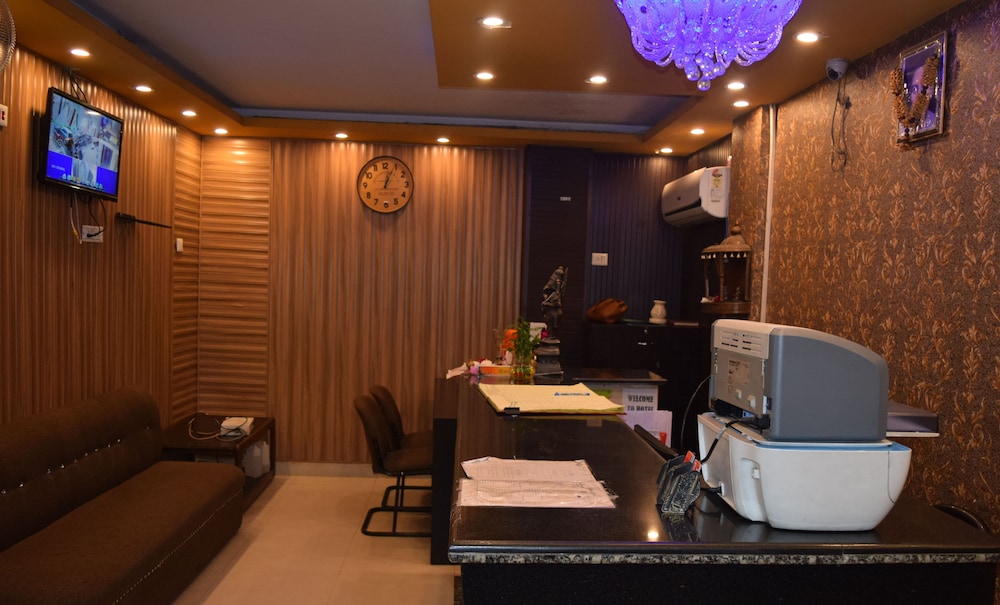 Trishul Hotel 5/27