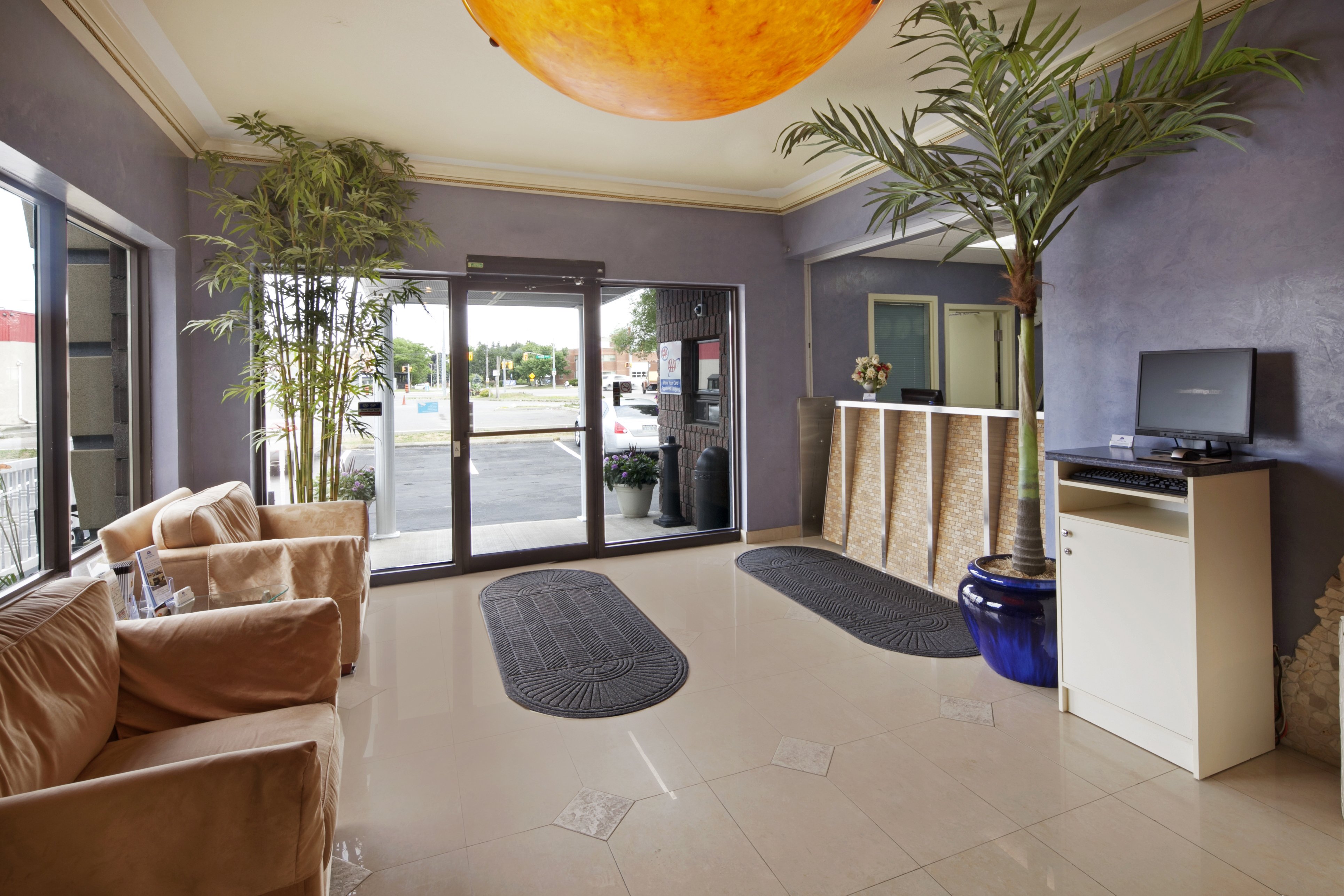 Canadas Best Value Inn Richmond Hill 12/15