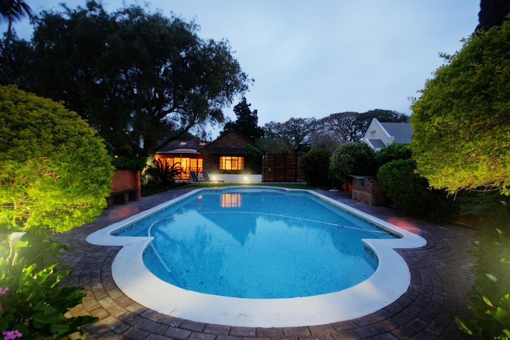 Gardenview Guest House 40/49