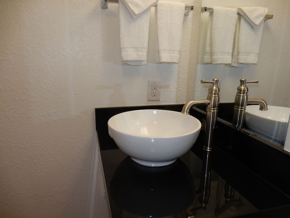 Quality Inn Ponca City 48/50