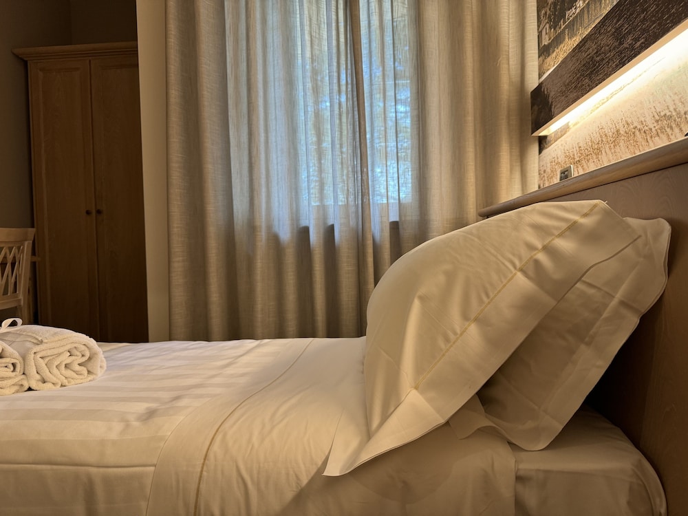 Hotel Cladan 40/63