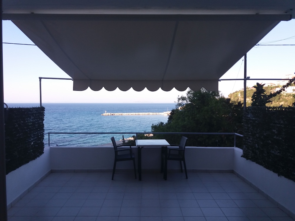 Harbour View 57/60
