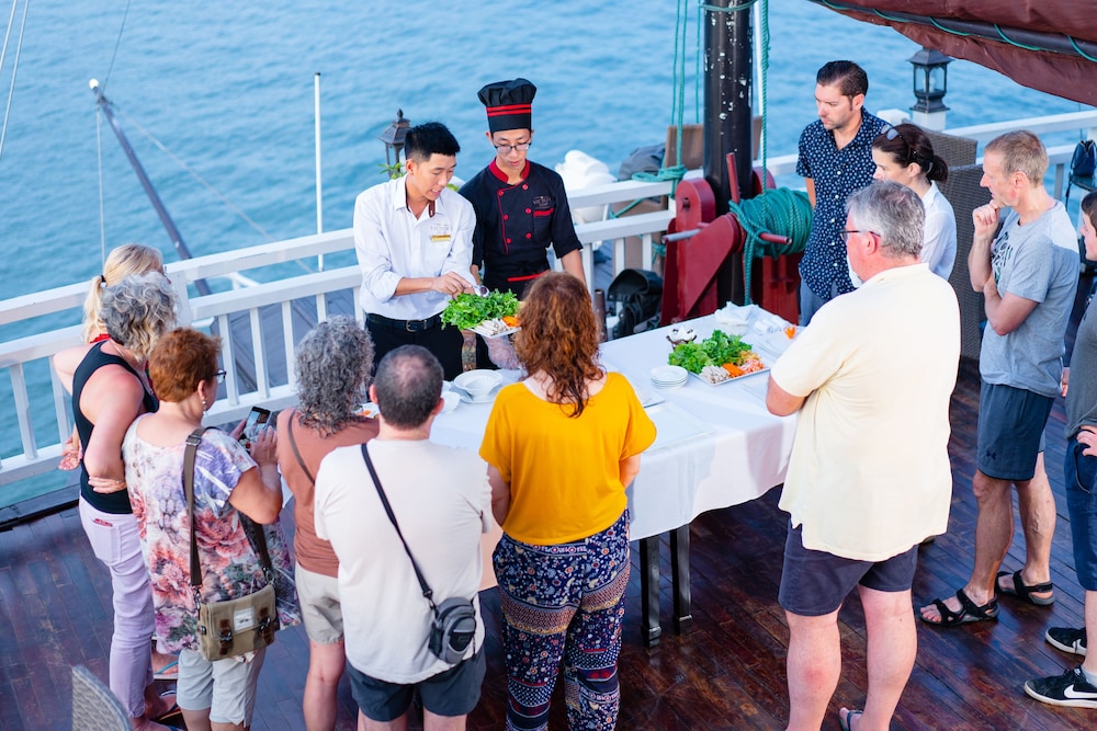 Victory Star Cruise 33/50
