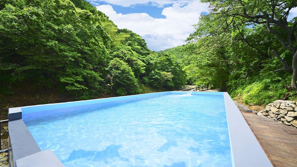 Gyeongju Green Velly Pension 15/26