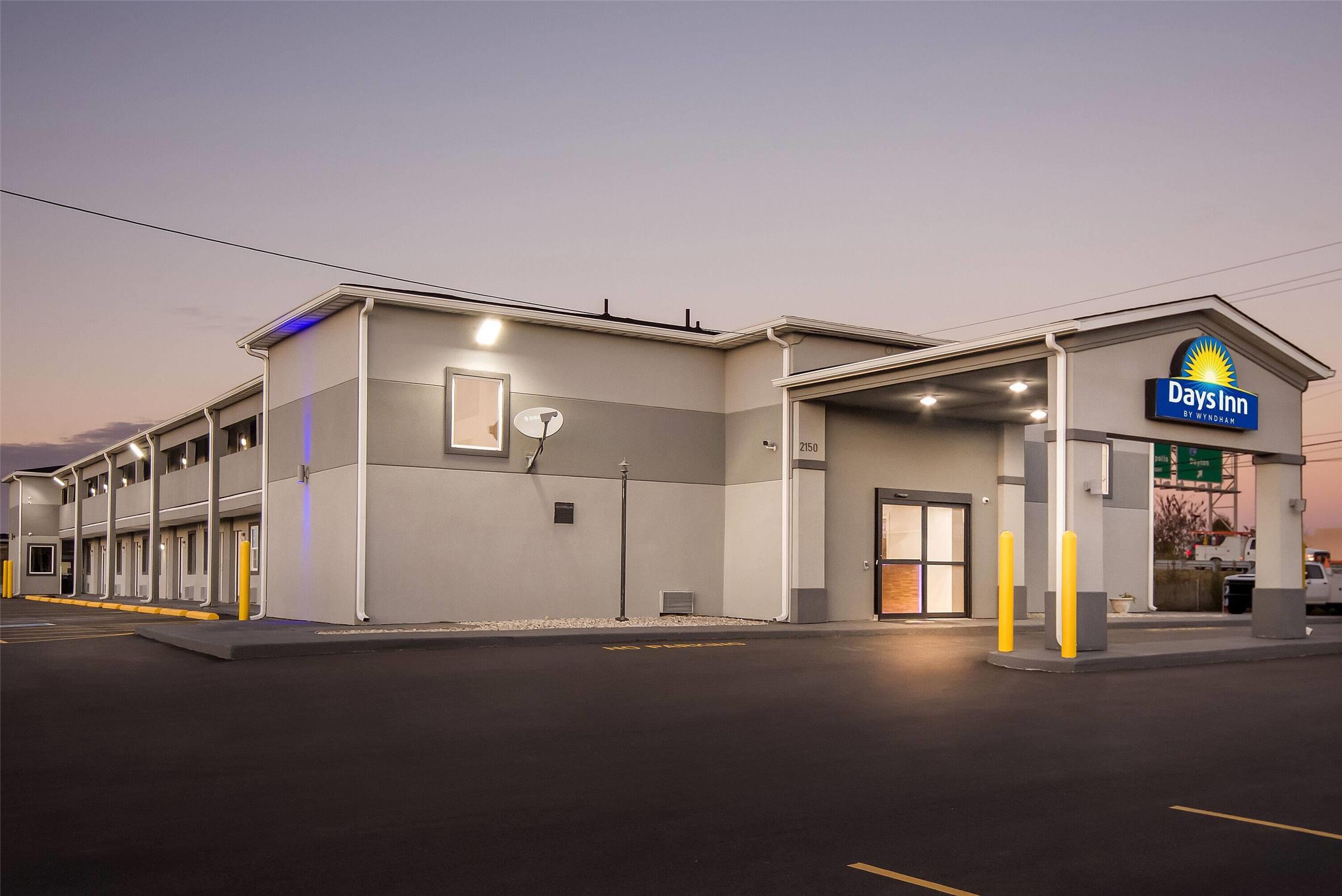 Days Inn By Wyndham Indianapolis East Post Road 15/54
