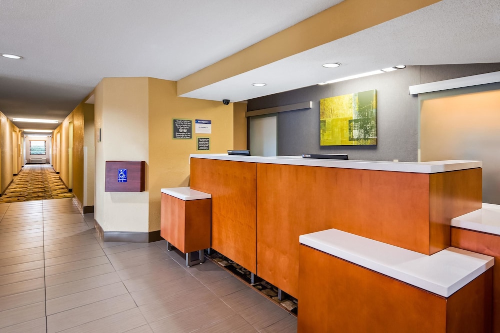 Quality Inn and Suites Southport 6/36