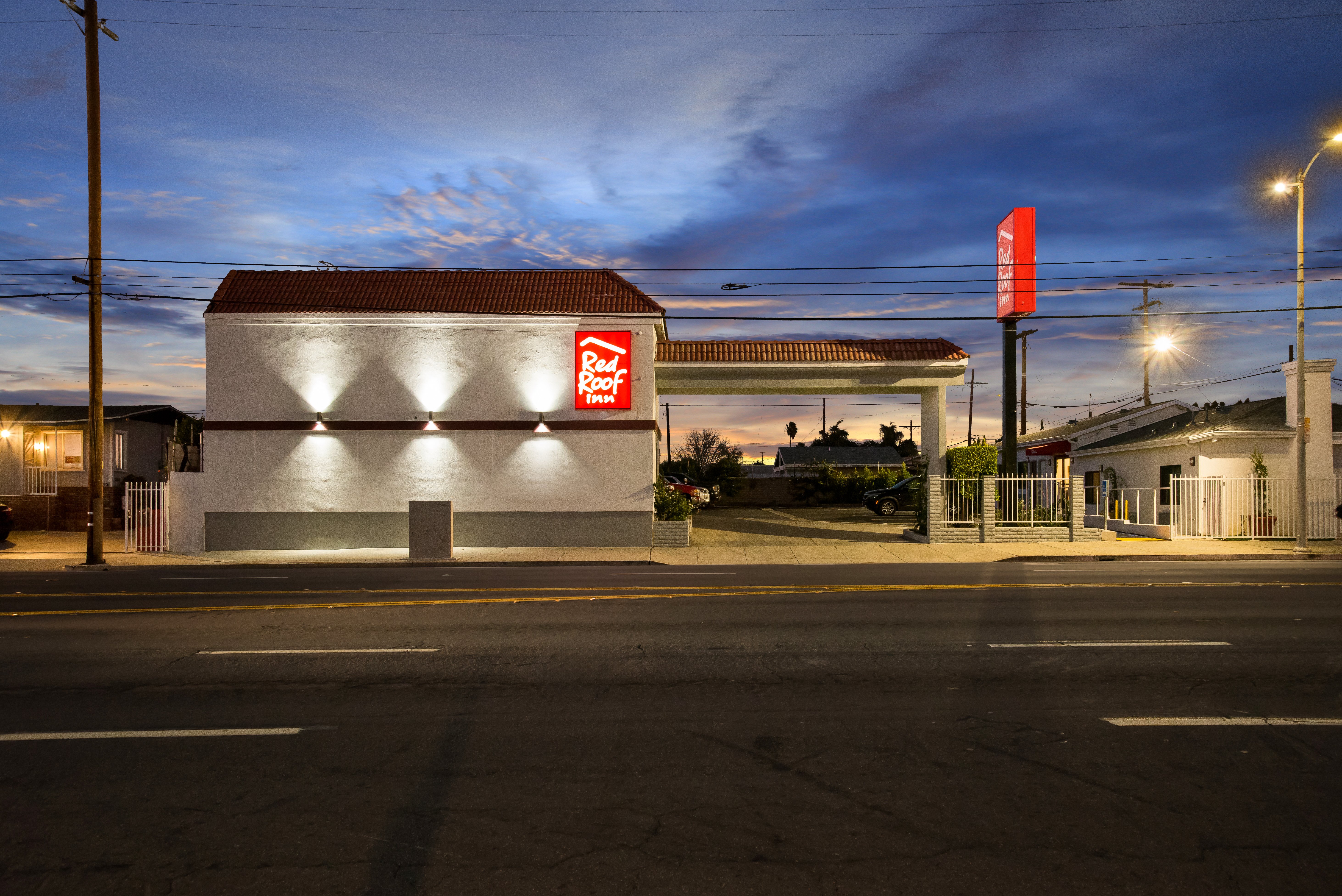 Red Roof Inn Los Angeles - Wilmington, CA 4/26