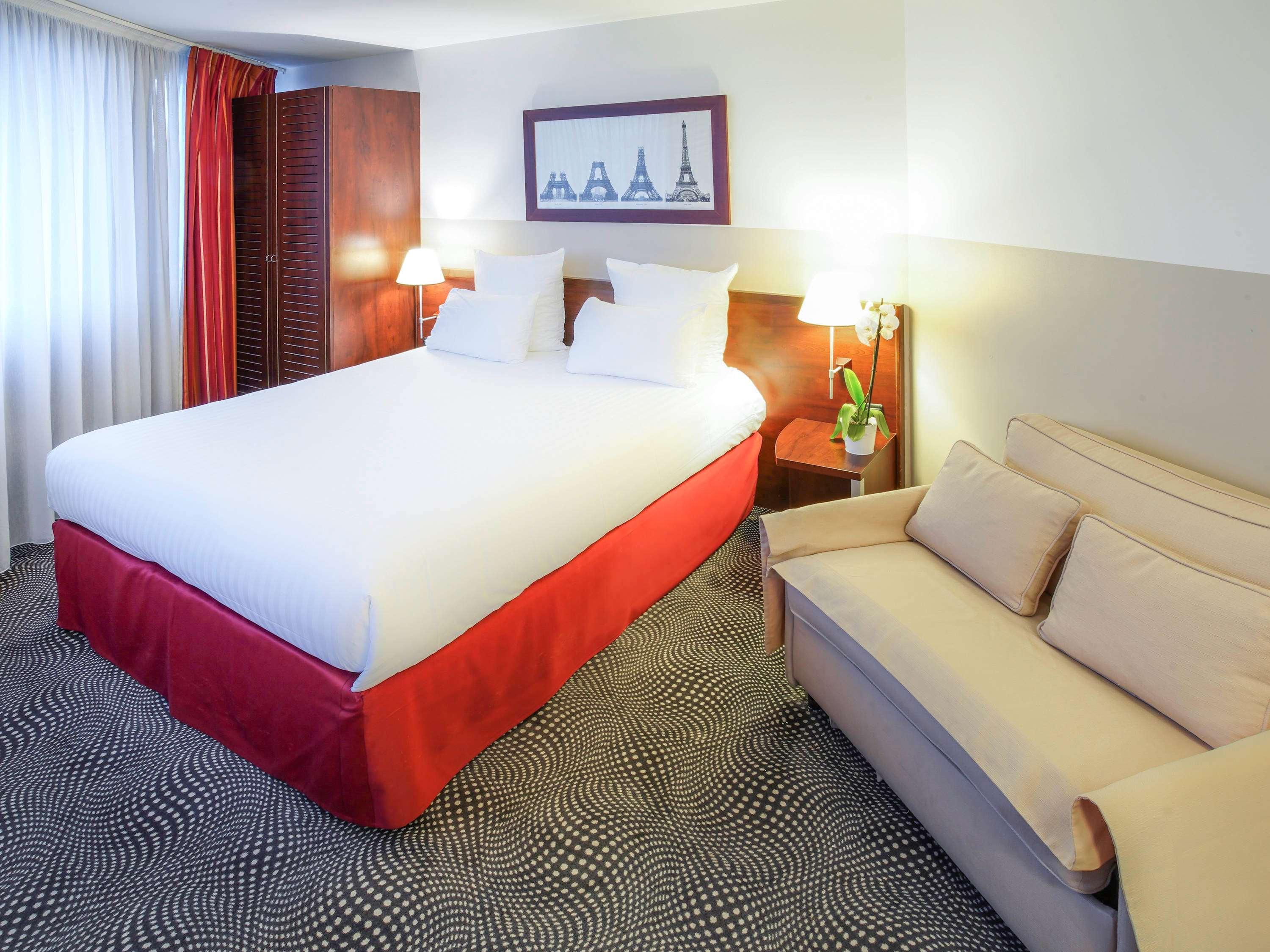 Privilege, Double Bed, Eiffel View