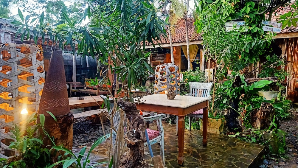 Santhika B&B 36/50