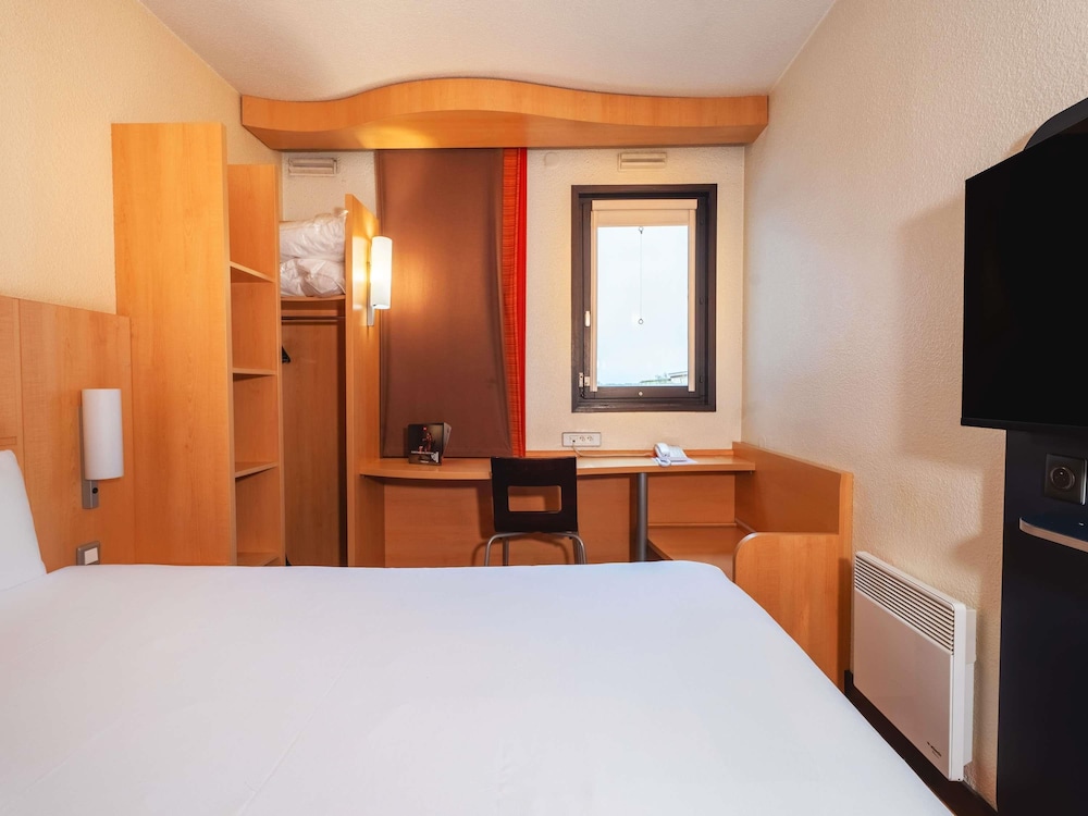 Ibis Paris Pont De Suresnes 24/58
