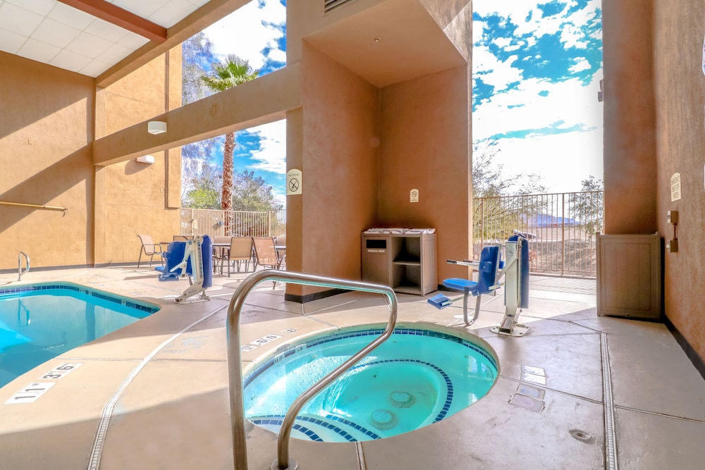 swimming pool spa