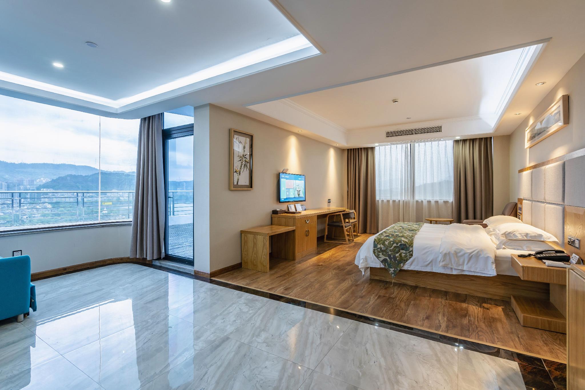 Yitu Lake View Hotel 10/29