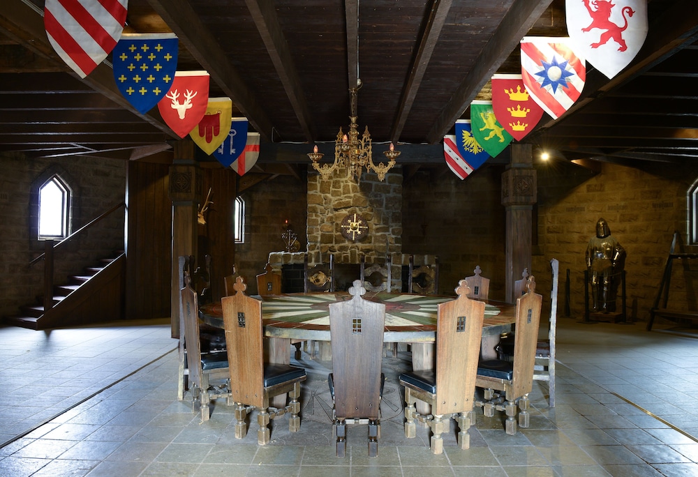 KRYAL CASTLE 49/69