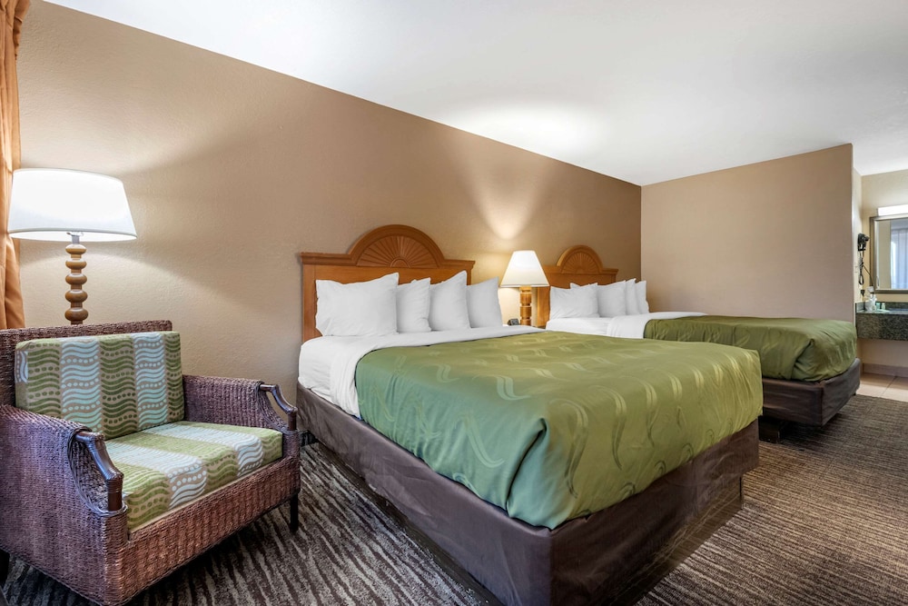 Quality Inn Kennedy Space Center 22/47