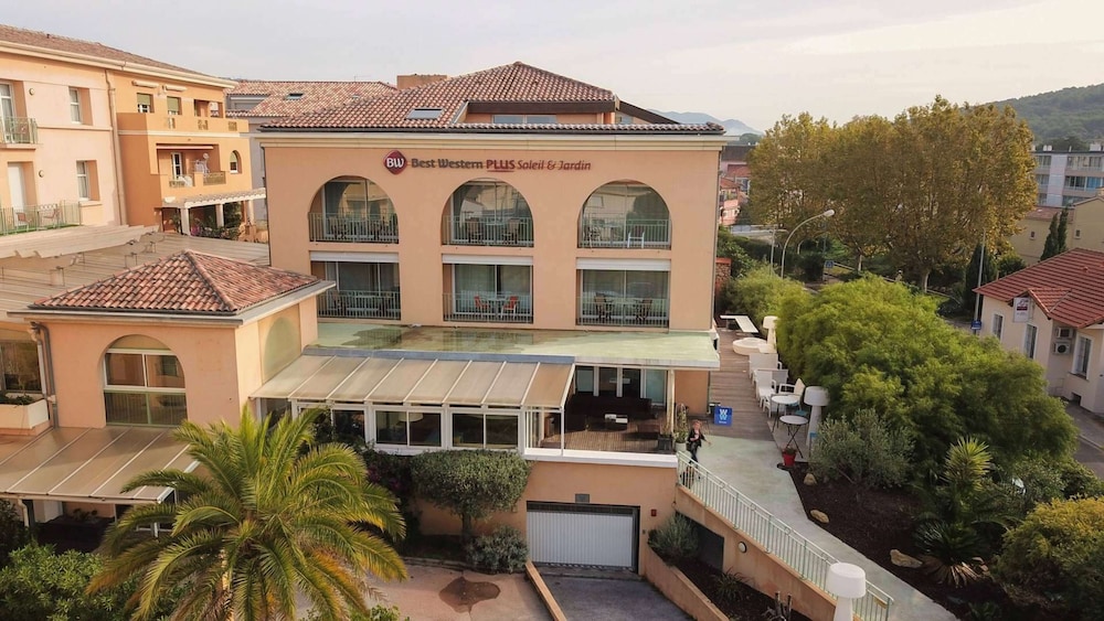 hotel