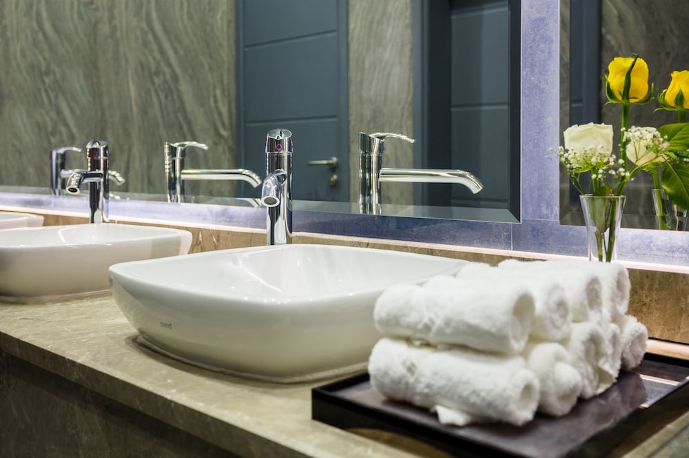 فندق ورويك جدة(Warwick Hotel Jeddah) 53/63