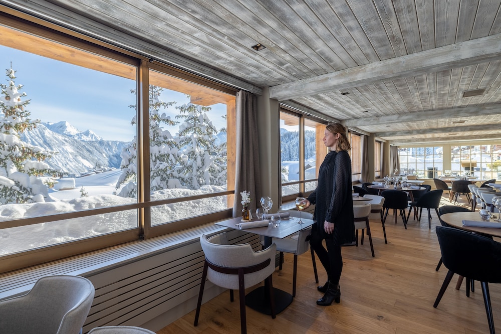 Le Grand Hotel Courchevel 1850 39/49