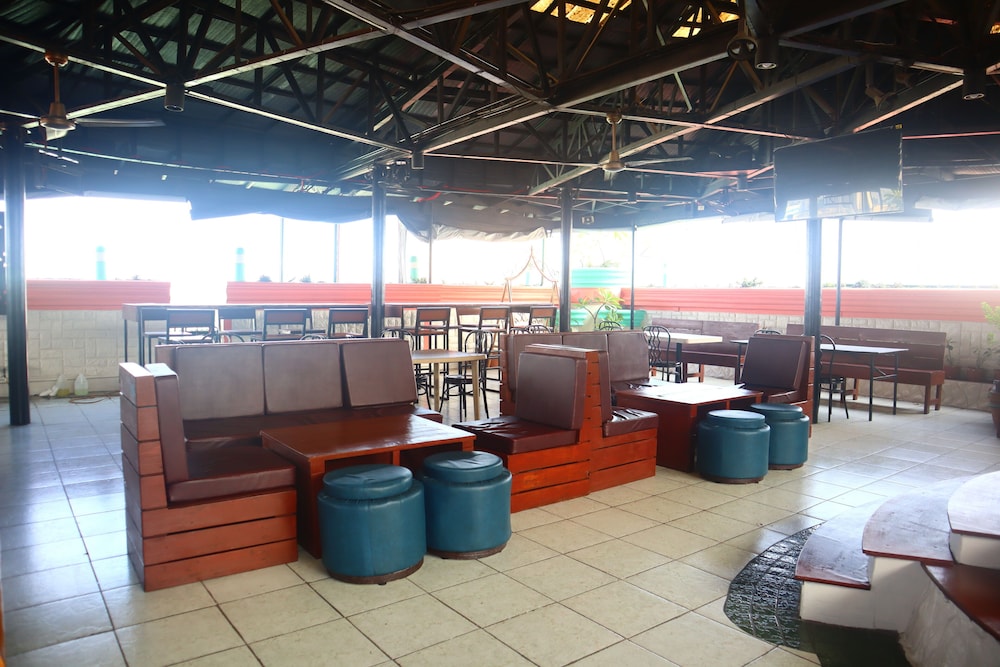 Urban Travellers Hotel Ex Shogun Suite Hotel 46/72