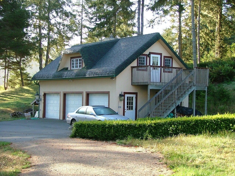 Ye Olde Danish Inn 3/31